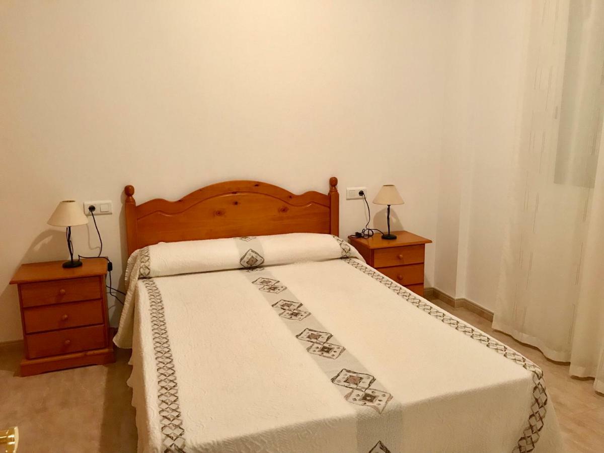 Apartamentos En Deltebre Exteriör bild
